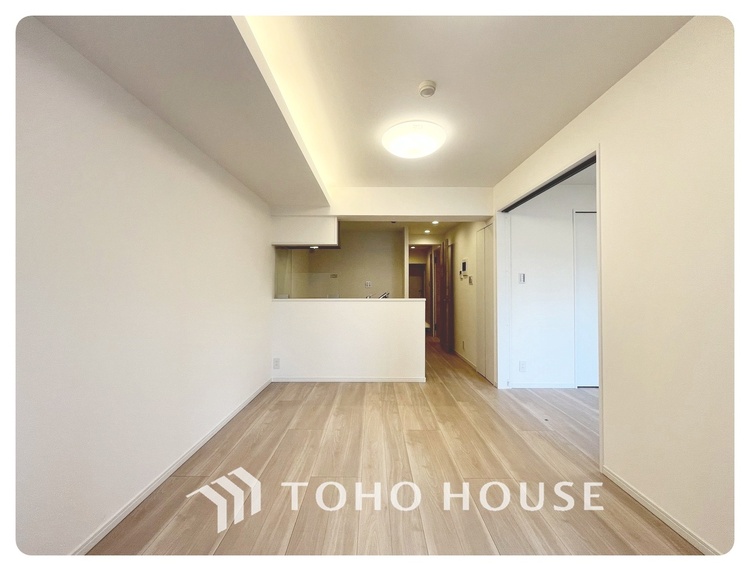 内装 【LIVING】◆煌びやか◆愛おしい家族との団欒の時間をより一層幸せなものに感じさせる煌びやかなLDK。輝かしい毎日が待っています。