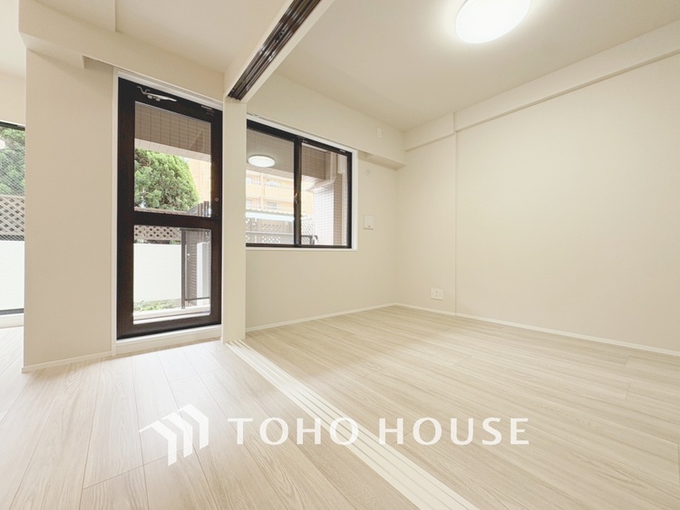 内装 【PRIVATE ROOM】◆快適◆な暮らしに不可欠な収納スペース。快適さとともに思い出も詰まっていく。