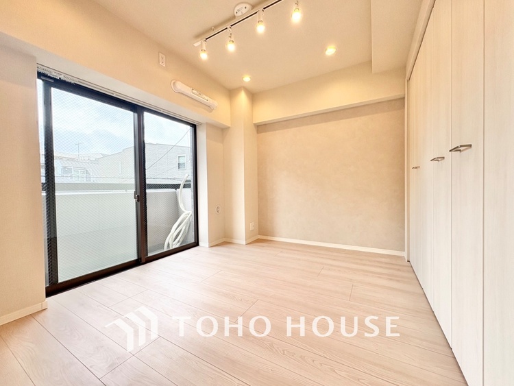 内装 【PRIVATE ROOM】◆プライベートな時間◆最高な暮らしにはこの空間が必要。家族のふれあいも大切にしつつ、自分の空間も大切にしたい。