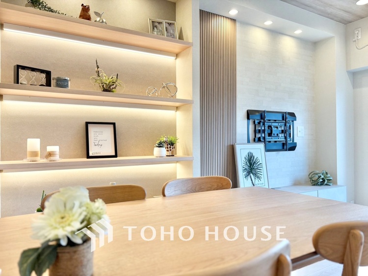 内装 【LIVING】◆simple is best◆無駄のない綺麗なつくりのリビングルームであなただけの暮らしを。