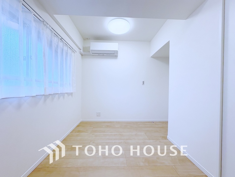 内装 【PRIVATE ROOM】◆属毛離裏◆子は父を手本とし、母に愛育されて成長する。家族の深い繋がり。いつまでも大切にしたい。