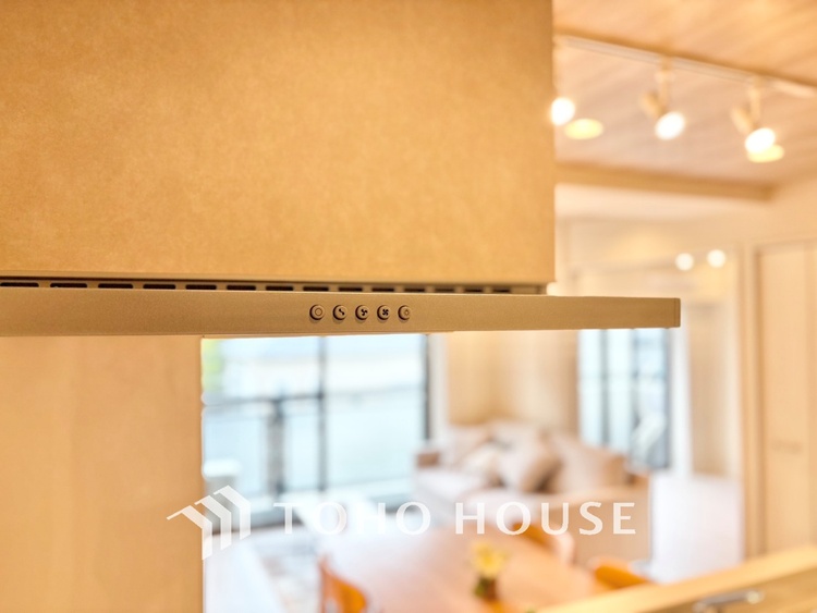 その他 【KITCHEN】◆開放的◆後片付けが楽なシステムキッチン。収納スペースの充実！