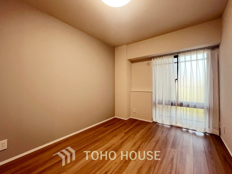 内装 【PRIVATE ROOM】◆快適◆な暮らしに不可欠な収納スペース。快適さとともに思い出も詰まっていく。