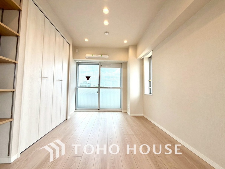 内装 【PRIVATE ROOM】◆快適◆な暮らしに不可欠な収納スペース。快適さとともに思い出も詰まっていく。