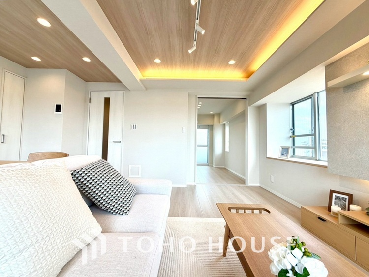 内装 【LIVING】◆住む喜び、楽しさ、感動◆を君と共有したい。いつまでもずっと家族を見渡せるこの広い空間で。