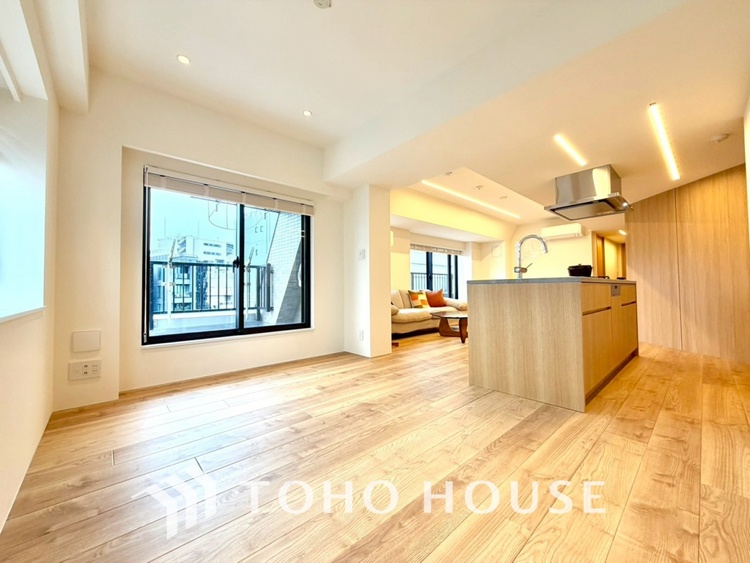 内装 【LIVING】◆家族◆愛する家族を一目で見渡せる。家族が集う空間。永遠に続く幸せな毎日を、ここで。