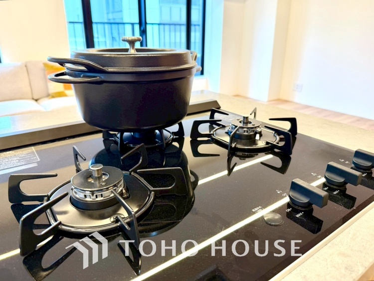 キッチン 【KITCHEN】◆家族のおはよう◆の声を笑顔で迎えてあげられるシステムキッチン。朝ごはんが楽しみでちょっと早起きしたくなるんです。