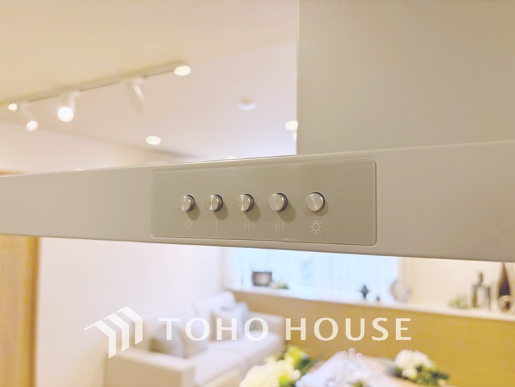 その他 【KITCHEN】◆開放的◆後片付けが楽なシステムキッチン。収納スペースの充実！