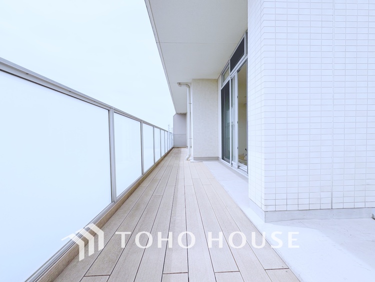 バルコニー 【BALCONY】◆Open new door◆扉の向こうには青空が広がっている。