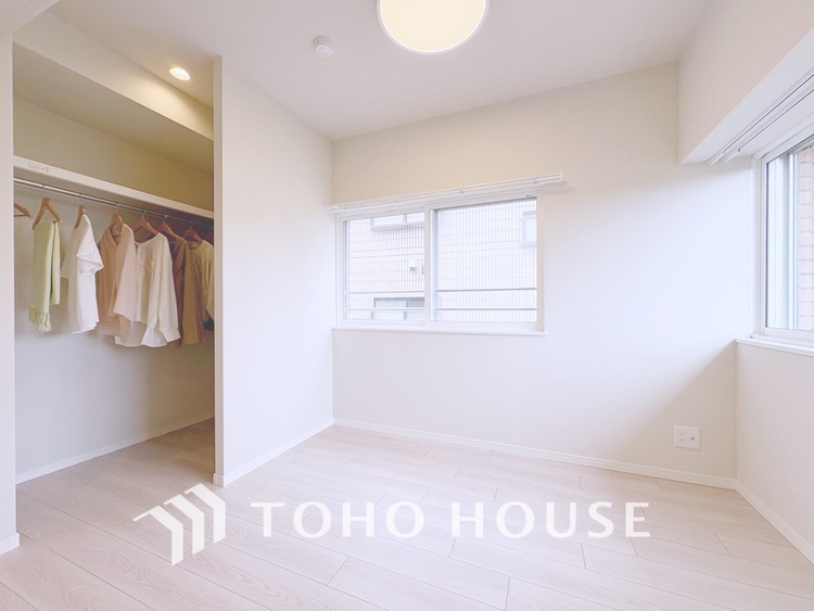 内装 【PRIVATE ROOM】◆属毛離裏◆子は父を手本とし、母に愛育されて成長する。家族の深い繋がり。いつまでも大切にしたい。