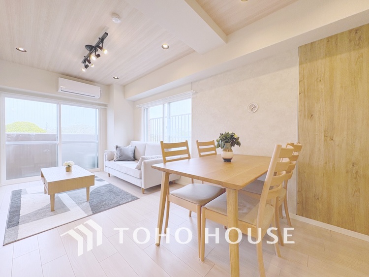 内装 【LIVING】◆simple is best◆無駄のない綺麗なつくりのリビングルームであなただけの暮らしを。