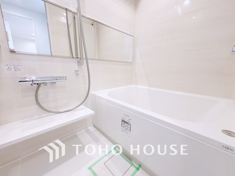 風呂 【BATHROOM】◆プライベートな空間◆simpleだからrelaxできるんです。こころもからだもキレイさっぱり。