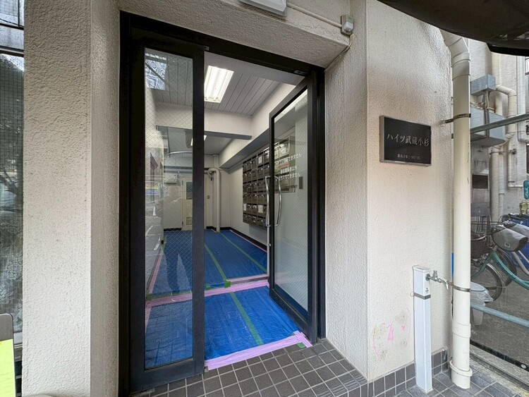 その他 上質感漂う玄関アプローチです。