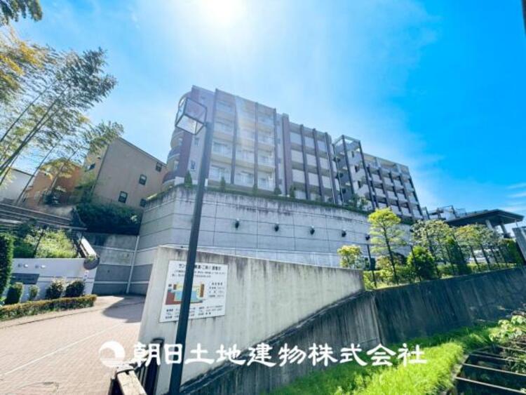 外観 【外観写真】その家から感じられる、気品・上質・重厚感・極細やかさ、そのすべては見た者に安らぎを与える特別な空間です。ここに住むからこそ意味がある。すべての（始まり）をここから迎えましょう。