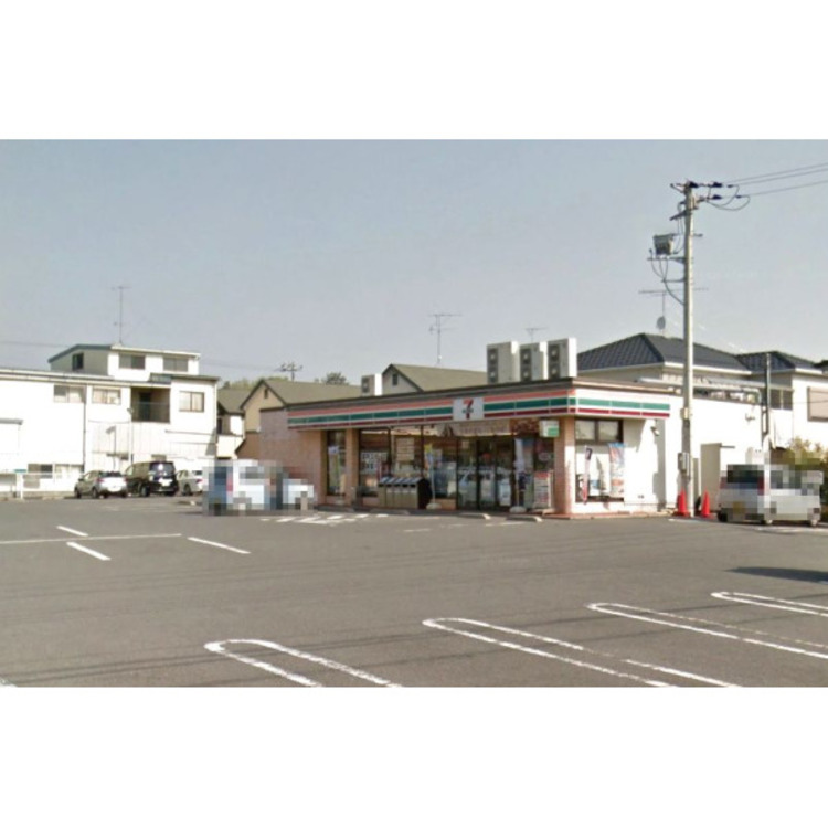 周辺 セブンイレブン入間店(約560m)