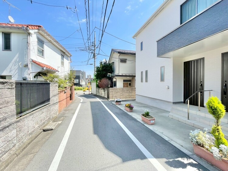 外観 現地に足をお運びいただいた際には、周辺散策などをお勧めいたします。