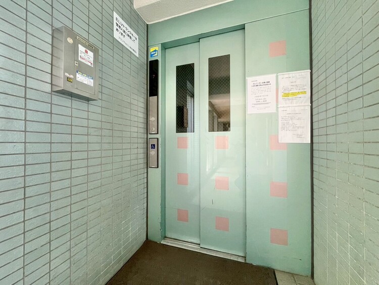 その他 エレベーターの管理も、きちんと行き届いてます。