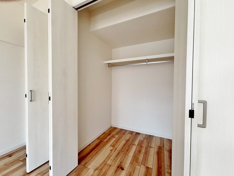 収納 居室にはクローゼットがあり、荷物もスッキリ収納して快適にお過ごしいただけます。