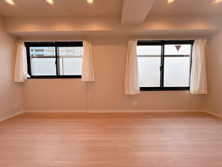 居間 飾り過ぎないシンプルな内装と偏り過ぎないデザインで統一しました。