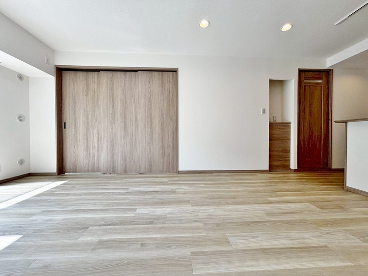 居間 豊かな居住性と、安心感を満たすクオリティが見事に調和した住空間。