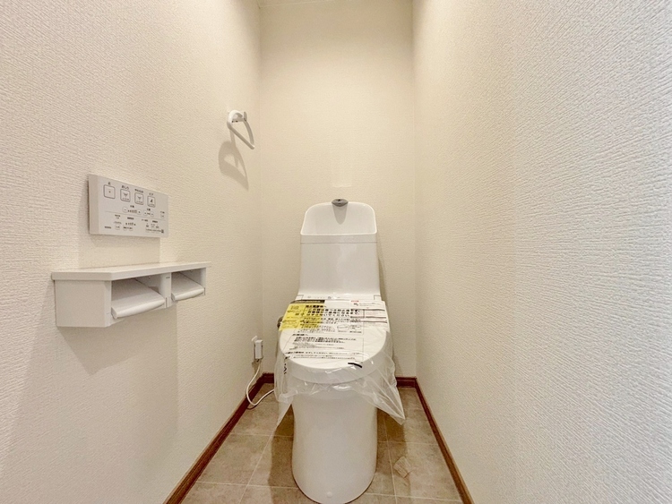 トイレ 暮らしの中のさりげないひとときの快適さにも、こだわりを、持って設備を配しております。