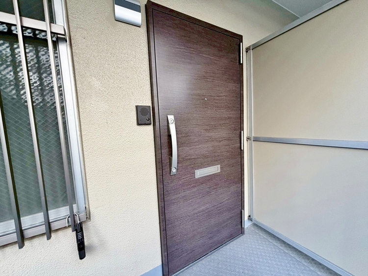 玄関 玄関を開ければ、そこは安らぎのご自宅。