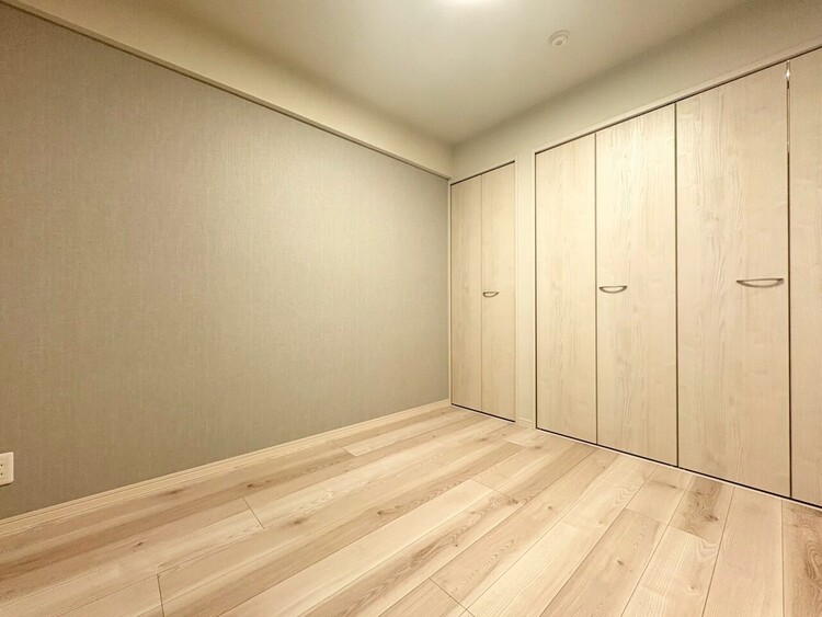 その他 清かで艶やかな時間をもたらしてくれる室内です。