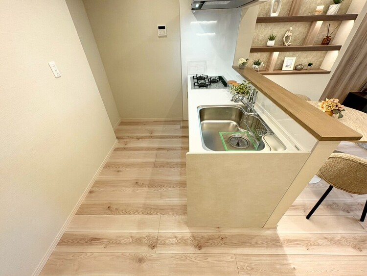 その他 開放感のあるキッチンスペース。調理をしながら、会話も弾みそうですね。