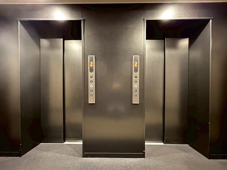 その他 エレベーター完備のため荷物が多くなっても安心。