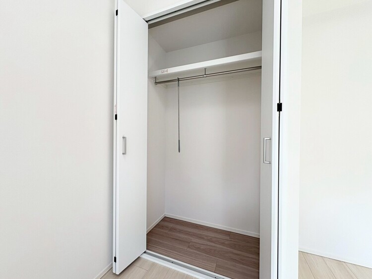 その他 収納スペースが付いていて、お部屋を広く使っていただけます。