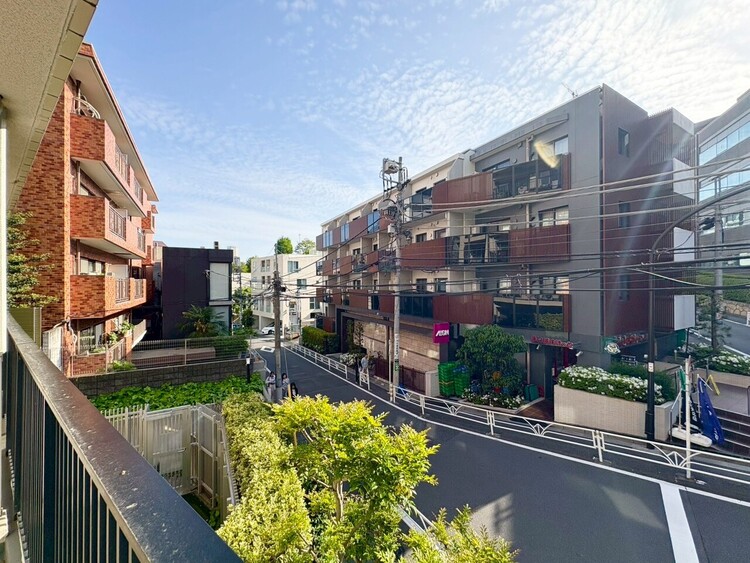 その他 陽当たり・通風・開放感に恵まれた環境です。