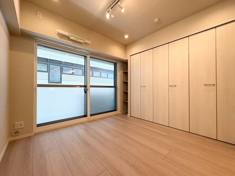 その他 清かで艶やかな時間をもたらしてくれる室内です。