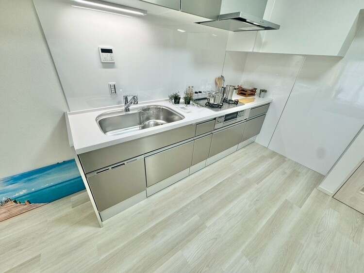 その他 使いやすくスタイリッシュなキッチン空間になっております。