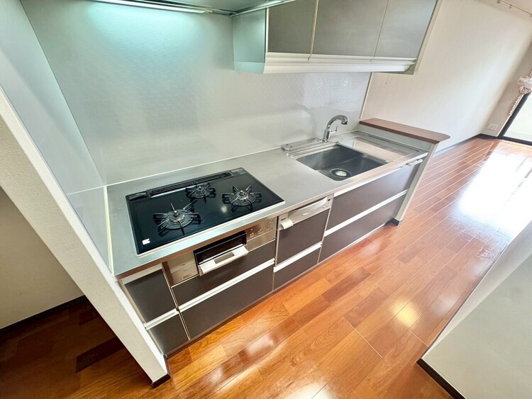 その他 使いやすくスタイリッシュなキッチン空間になっております。