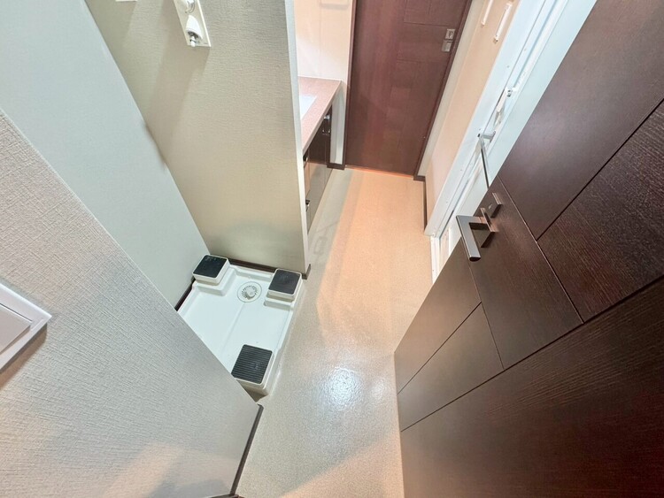 その他 十分な広さの脱衣所。