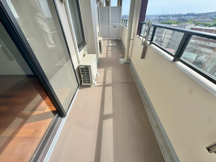 その他 朝の澄んだ空気や、夕方に吹く清々しい風を感じられるバルコニー。