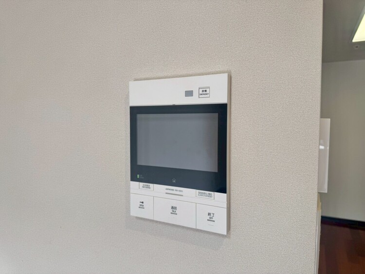 その他 誰が来てもわかる様にモニター付きインターホンを設置。