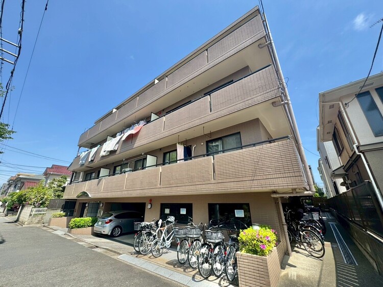 その他 飽きのこないシンプルモダンな外観です。