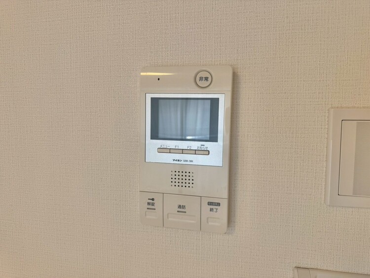 その他 誰が来てもわかる様にモニター付きインターホンを設置。
