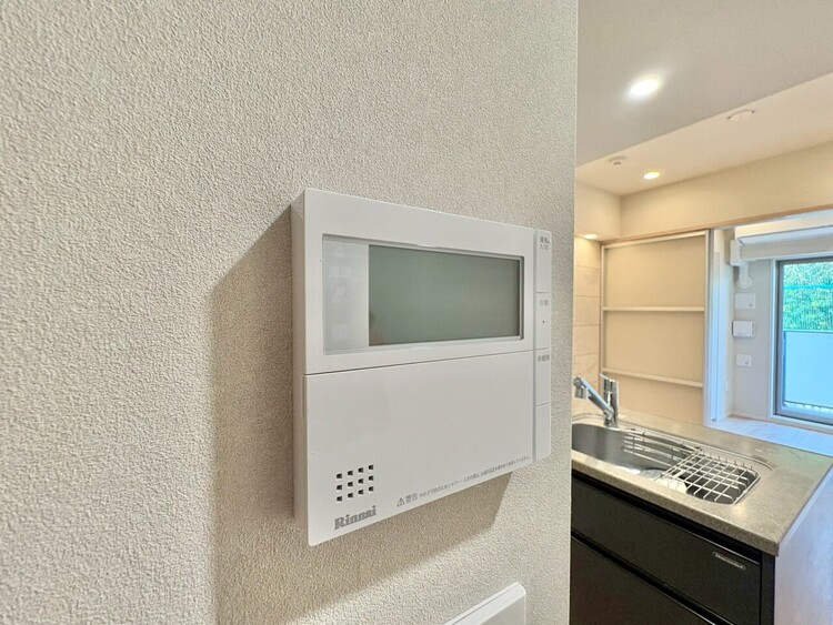 その他 見やすい画面で操作しやすい給湯パネル。