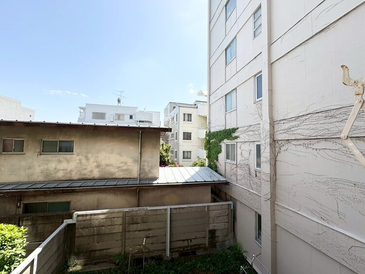 その他 眺望や窓からの景色が良いと、家で過ごす時間も快適です。