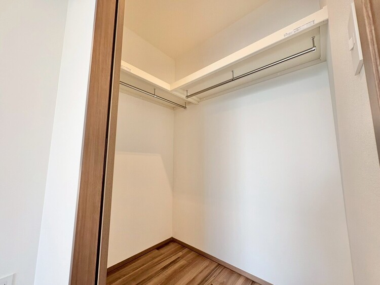 その他 収納スペースが付いていて、お部屋を広く使っていただけます。