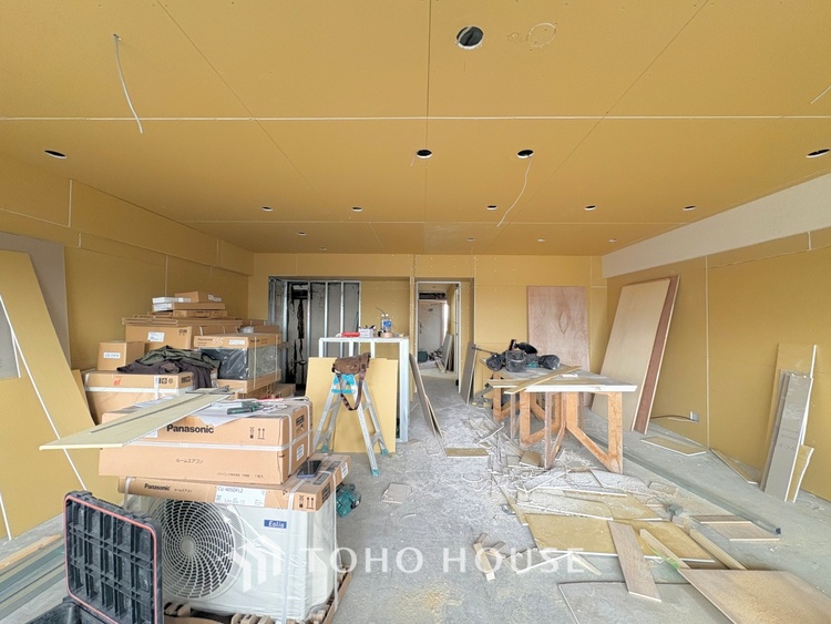 内装 【改装中】◆瀟洒な空間◆落ち着きのある彩が見事に調和させた瀟洒な空間を演出。ここに集まる家族の会話と笑顔が絶え間なく続く幸せな空間。