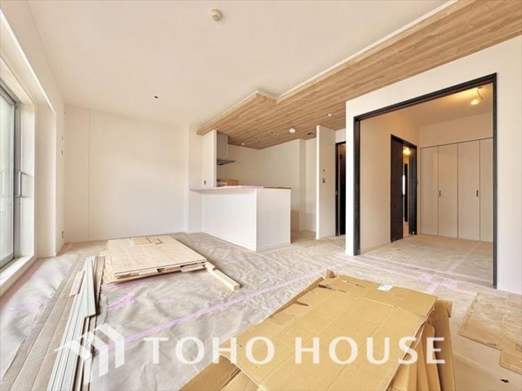 内装 家族みんなの笑顔が、笑い声が絶えない幸せいっぱいのこの場所で新たな生活が始まる