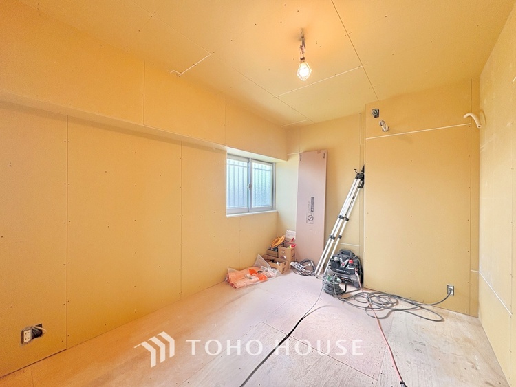 内装 【改装中】風の通り道。舞い込んでくる風が優しく躍り、室内に爽やかな空気を運んでくる。