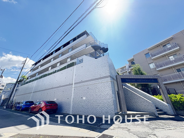 外観 〜広々LDK19帖超えのゆとりある住空間〜南西向きのため陽当たり良好〜リフォーム済み〜