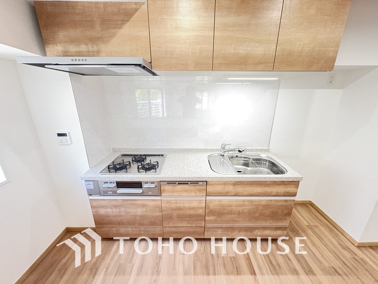 キッチン シンプルな部屋の雰囲気に溶け合うナチュラルキッチン