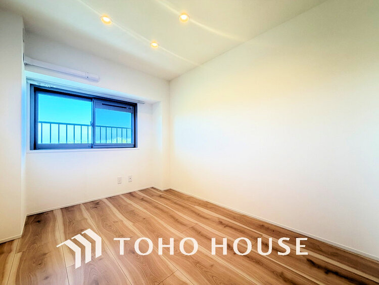 内装 1日の疲れを癒し、心地よく寛げるようゆったりとした広さをしています