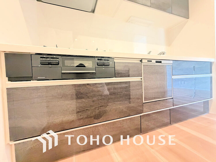 キッチン シンプルな部屋の雰囲気に溶け合うナチュラルキッチン