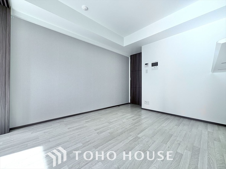 内装 ◆瀟洒な空間◆落ち着きのある彩が見事に調和させた瀟洒な空間を演出。ここに集まる家族の会話と笑顔が絶え間なく続く幸せな空間。